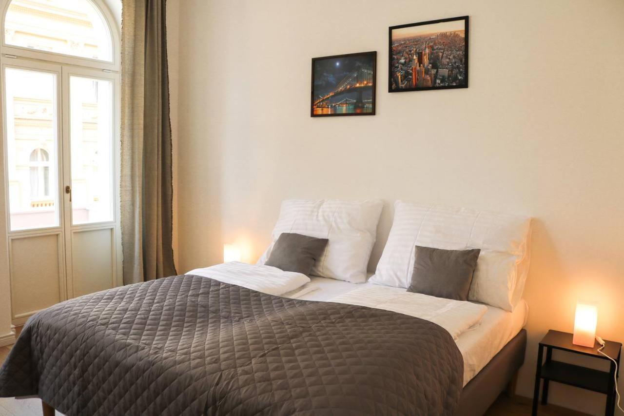 פראג Rose Suites And Rooms מראה חיצוני תמונה